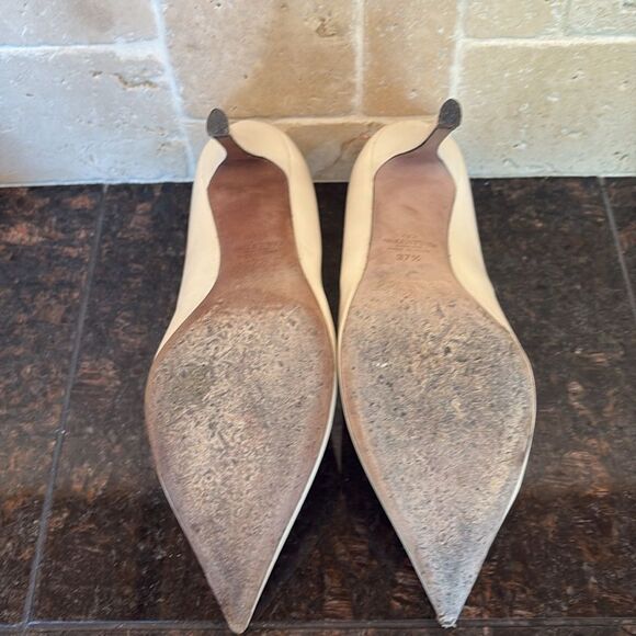 Valentino One Stud 100 Patent rhinestones, Pump, cream size 37.5/7 $1400 - Picture 12 of 14